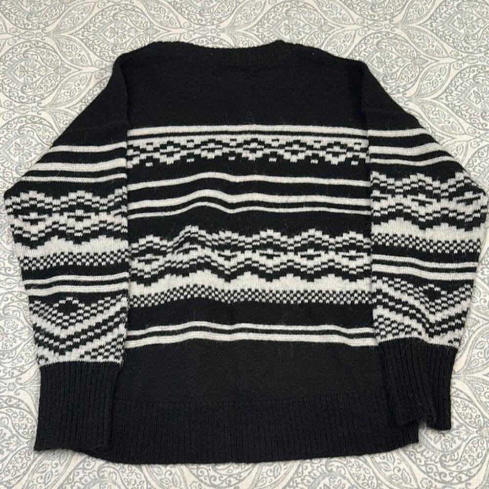 OLD Crewneck with Pattern - Picture 2 of 4